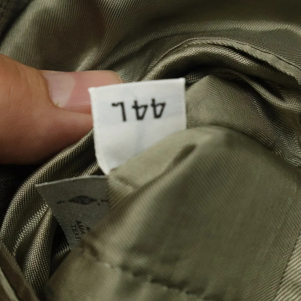 Hart Schaffner Marx this item